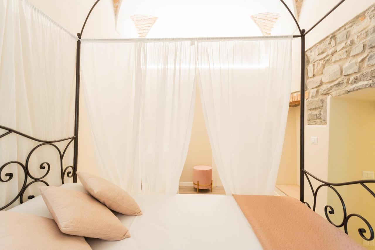 Romantic Escape City Centre With Jacuzzi & Parking By Rent All 코모 외부 사진