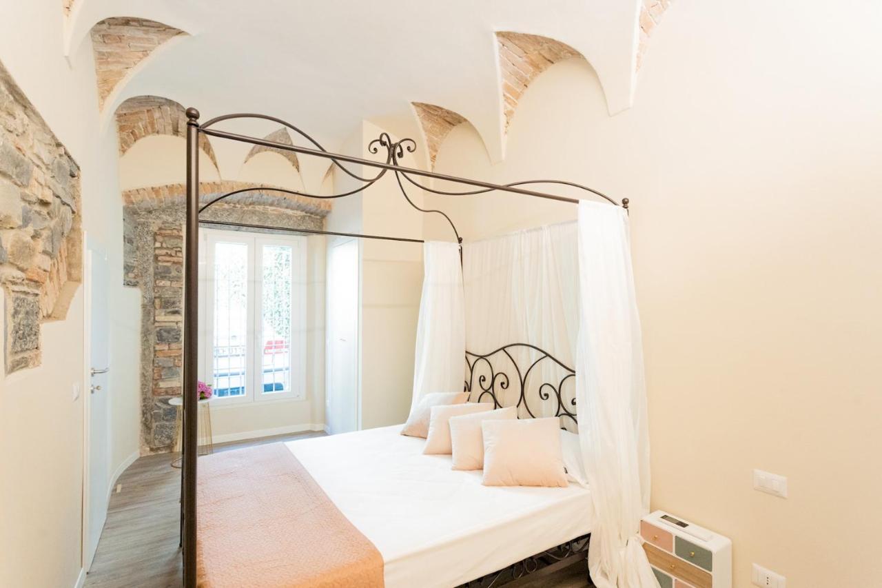Romantic Escape City Centre With Jacuzzi & Parking By Rent All 코모 외부 사진
