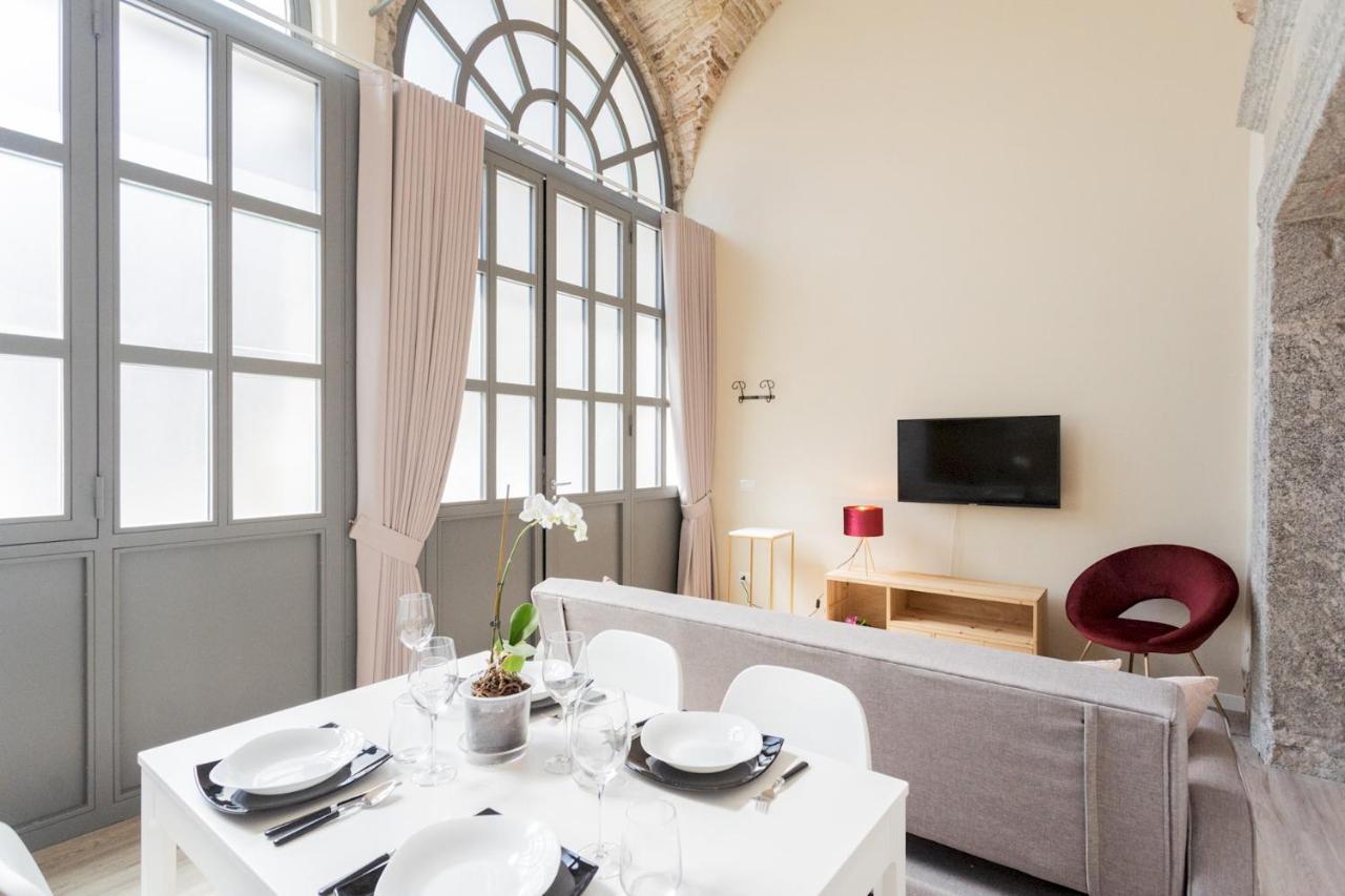 Romantic Escape City Centre With Jacuzzi & Parking By Rent All 코모 외부 사진